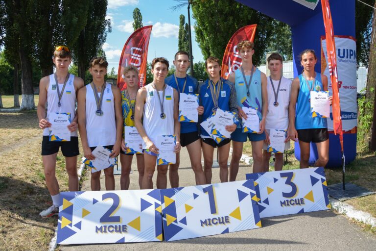 Призери та переможці командного чемпіонату України