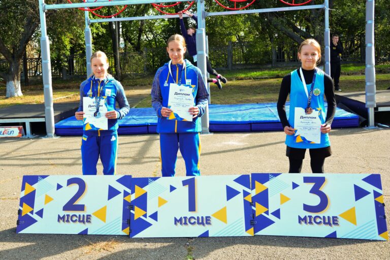 Богданова Варвара, Андрусишин Юлія та Варламова Ірина – призери 4 етапу чемпіонату України (смуга перешкод) серед дівчат U15